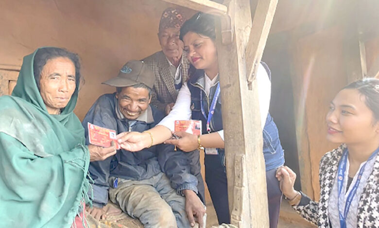 Photo of थप्रेकका अपाङ्गता परिचयपत्र वितरण