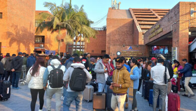 Photo of ‘नेतालाई दिएर भोट, हिँडे युवा कमाउन नोट’