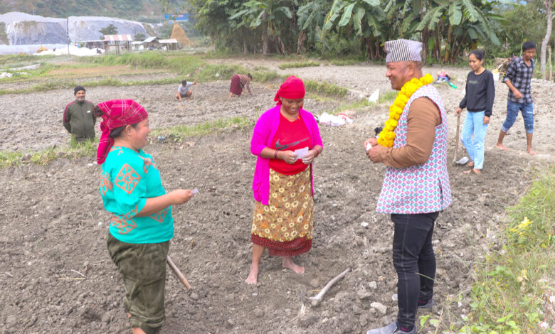 Photo of खेतबारीमै उम्मेदवार