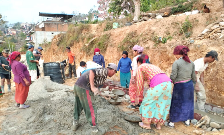 Photo of विकास निर्माणमा उपभोक्ताको श्रमदान