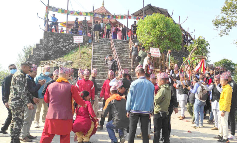 Photo of थानीमाईलाई फूलको डोली