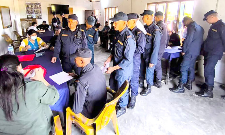 Photo of प्रहरीको स्वास्थ्य परीक्षण