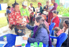Photo of एलोप्याथिक उपचारबाट आजित बिरामीको आशाको केन्द्र बन्दै आयुर्वेदिक चिकित्सालय