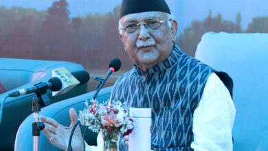 Photo of प्रतिशोधपूर्ण रुपमा पक्राउ गरियो, कानुनी लडाईं लड्छु : पूर्वप्रधानमन्त्री ओली