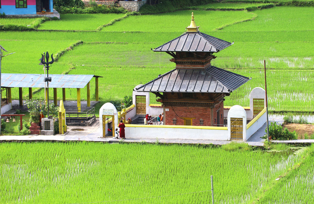 Photo of आस्था, इतिहास र विश्वासको धरोहर : इशानेश्वर महादेव