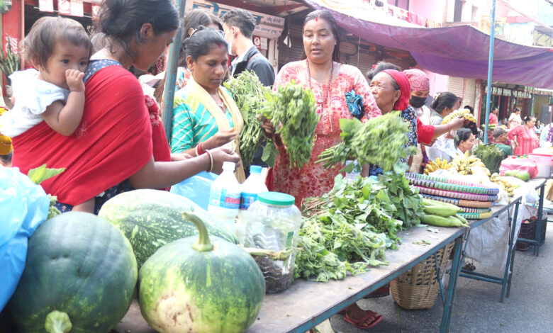 Photo of सोमबारे कृषि हाटबजार
