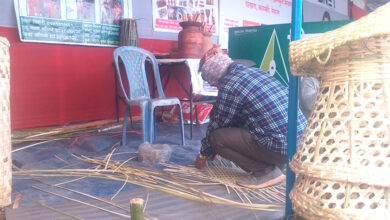 Photo of मालेपाटनस्थित कोठेगाउँमा बाँसका सामग्री बनाउनेको सङ्ख्या घट्दै