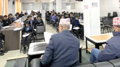 Photo of आदिकवि भानुभक्त माविका विद्यार्थी र व्यास नगर प्रमुखबीच अन्तरक्रिया