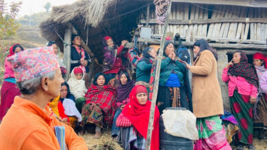 Photo of मतदाताको घरदैलोमा उम्मेदवार