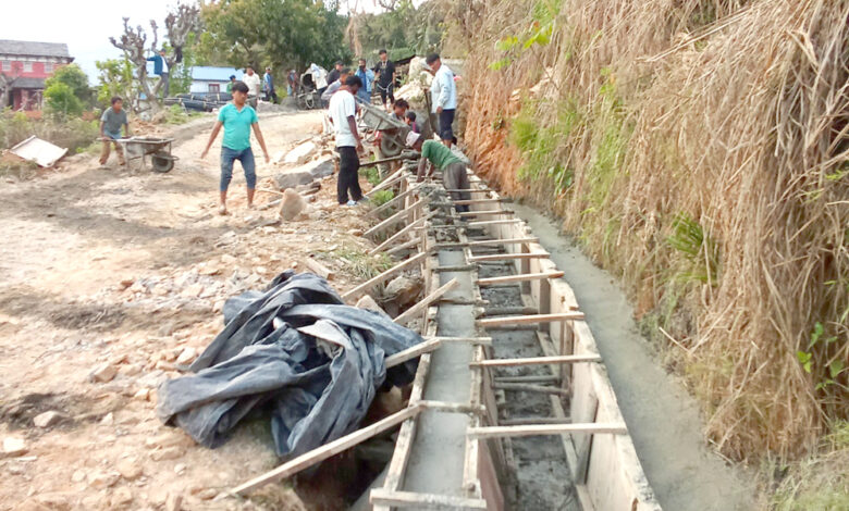 Photo of सडकको नाला निर्माण