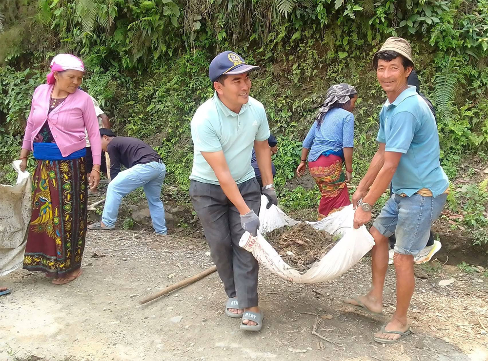 Photo of स्थानीयको सक्रियतामा सडक मर्मतसुधार