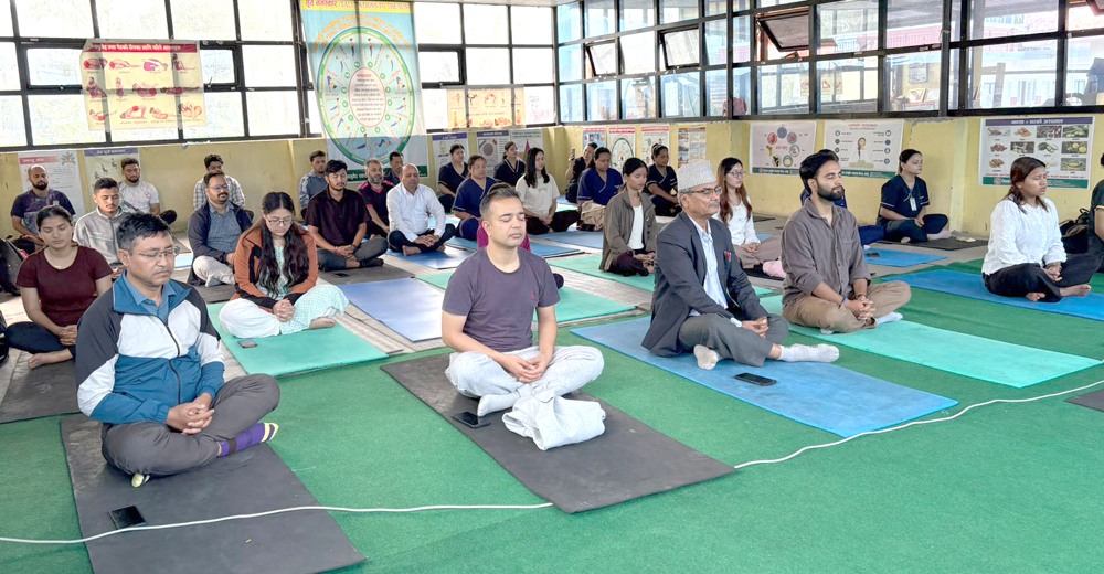 Photo of अस्पतालका कर्मचारीका लागि तनाव व्यवस्थापन कार्यक्रम
