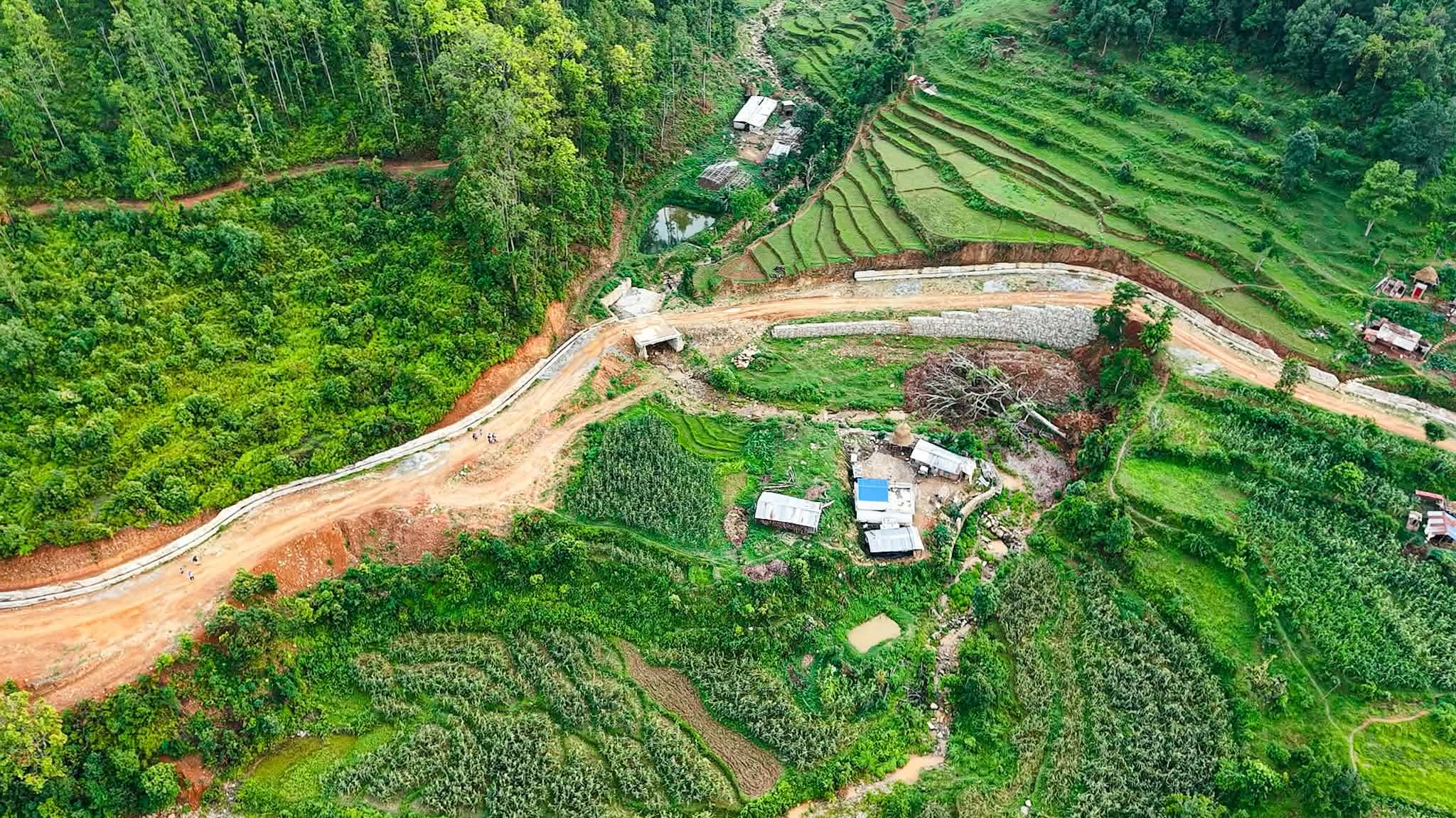Photo of आठ वर्षदेखि अलपत्र मादी–मर्स्याङ्दी मोटरमार्ग : ३५ प्रतिशत मात्रै प्रगति, स्थानीय आक्रोशित