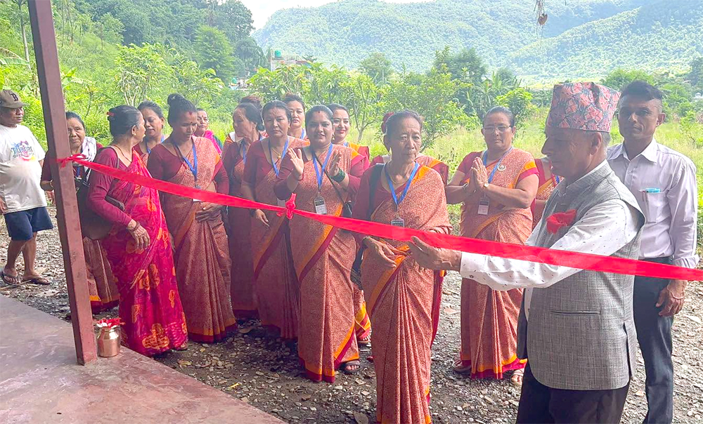Photo of आमा समूहले बनाए चौतारा र बहुउद्देश्यीय भवन, संरक्षण र प्रवर्द्धनमा सबैको सक्रियता आवश्यक : नगरप्रमुख सुवेदी