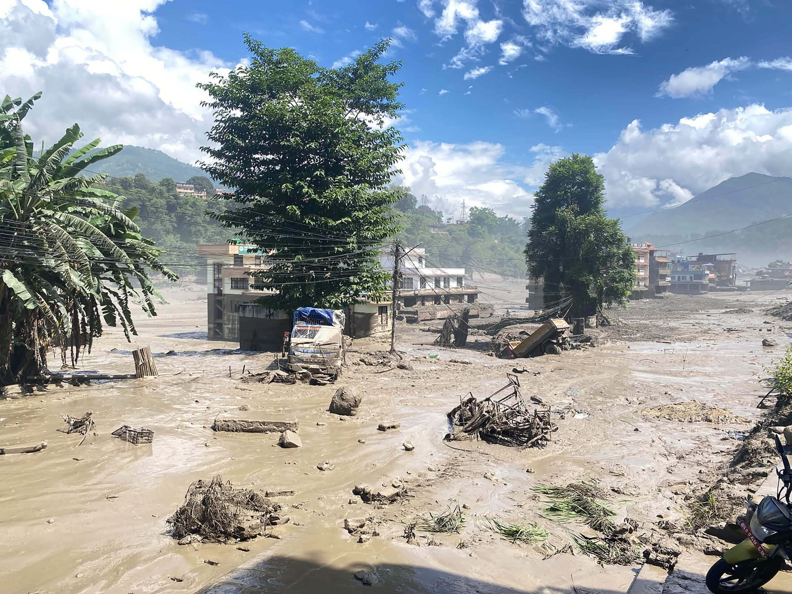 Photo of बाढीको कारण हिउँ–चट्टानको हिमपहिरो, तल्लो तटीय क्षेत्रमा सजगता अपनाउन आग्रह