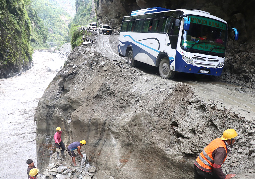 Photo of बेनी–जोमसोम–कोरला सडक : हालसम्म आठ अर्ब ९६ करोड खर्च
