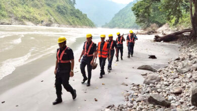 Photo of भोटेकोशी बाढी : तनहुँका बेपत्ताकोे खोजीका लागि परिवारजनबाट डिएनए परीक्षणका लागि नमुना संकलन