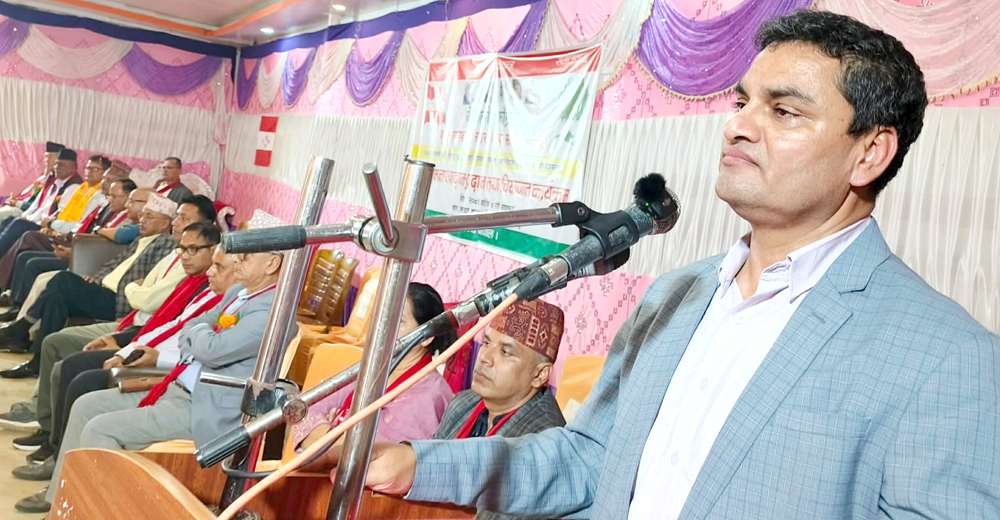 Photo of सरकारले दुईतिहाइको दम्भ देखाए कांग्रेस चुप बस्दैन : महामन्त्री पौडेल